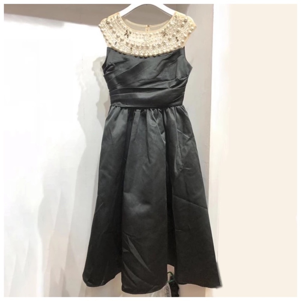 Gorgeous Silk Satin Cocktail Dress The Torie - Picture 7 of 12